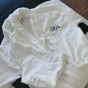 Mr. & Mrs. Bathrobes